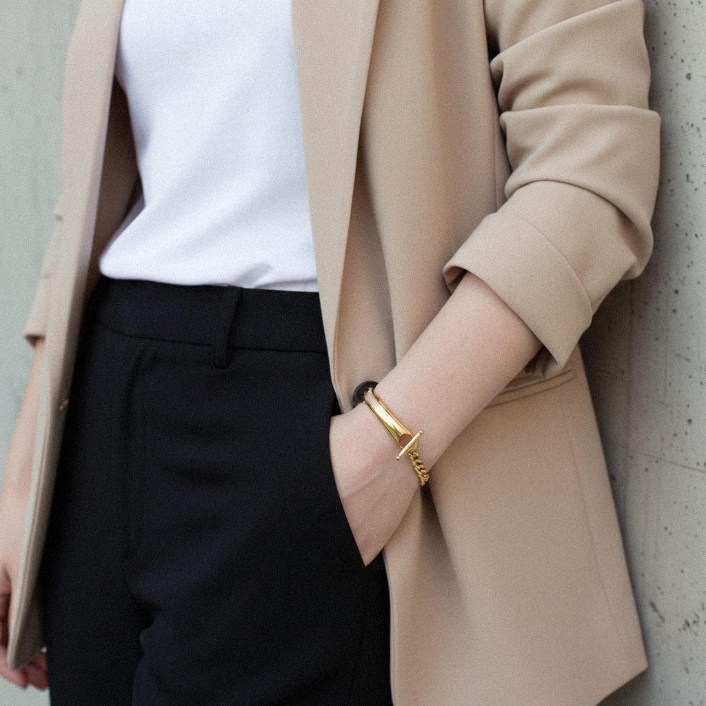 Myrna Chained Gold Bangle