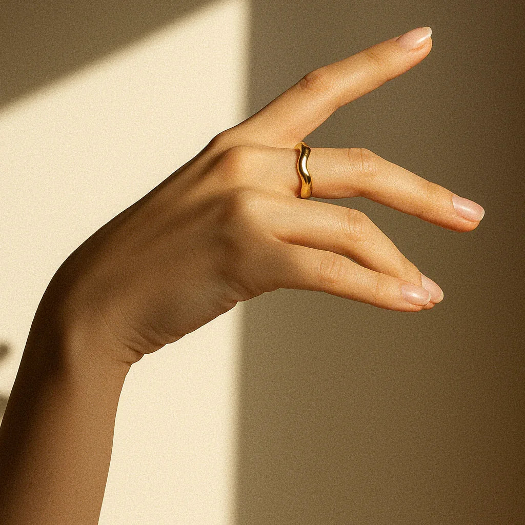 Lunaria Gold Wave Ring