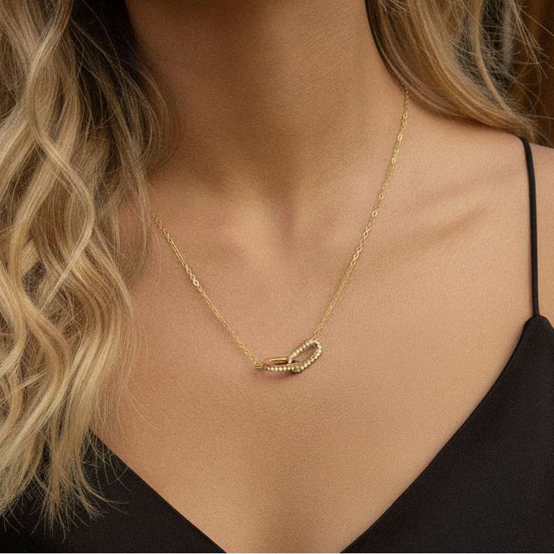 Zoelle Interlocking Diamond Pendant