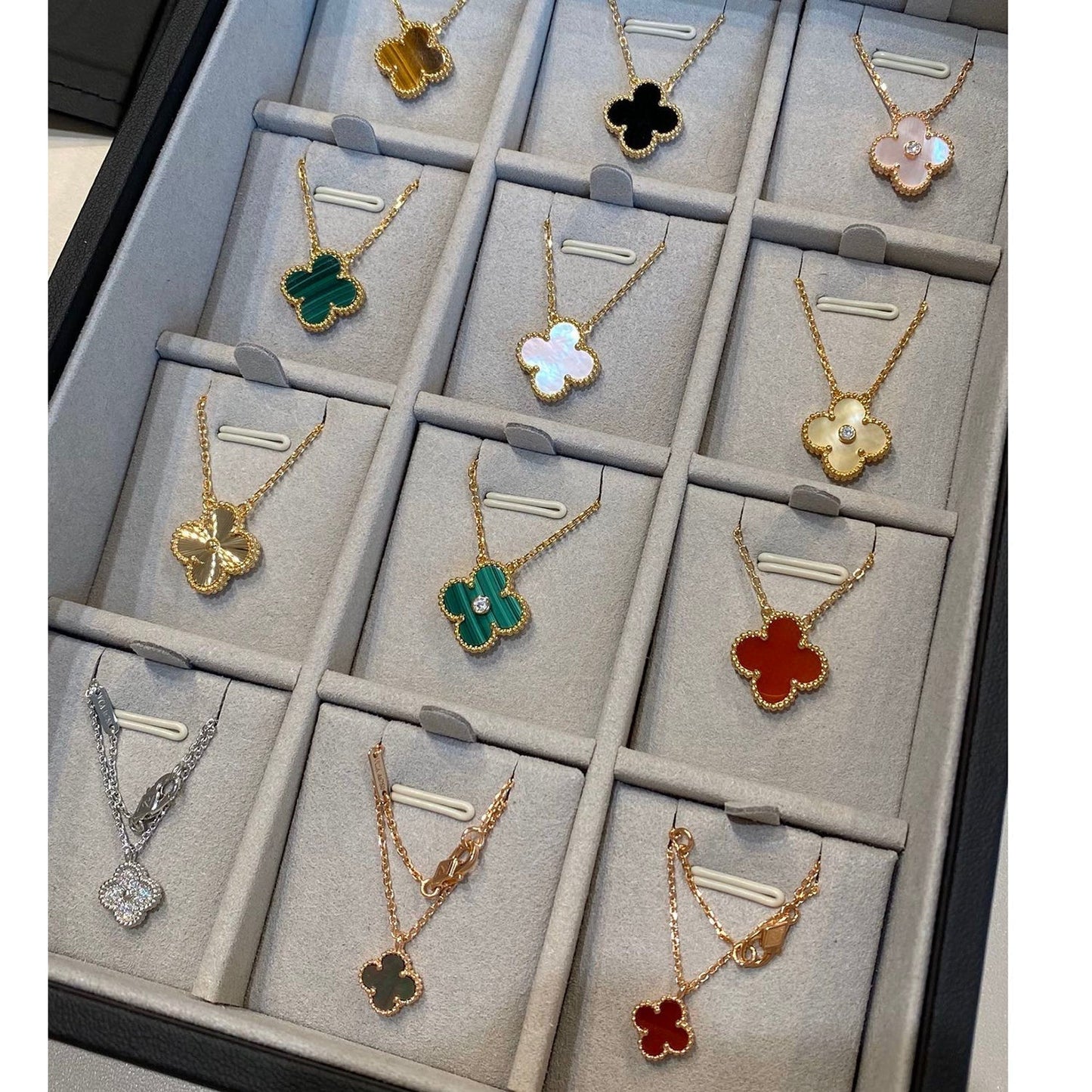 [AuraEcho]CLOVER 15MM LASER NECKLACE