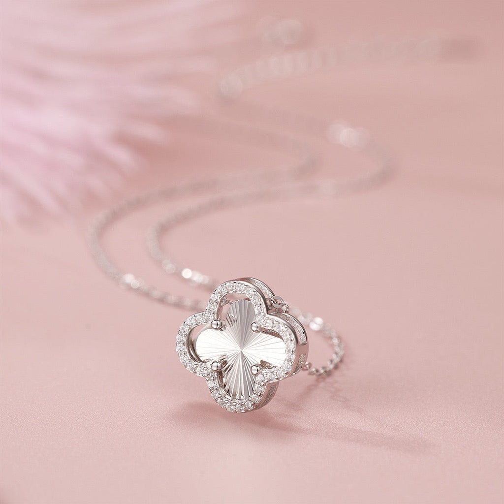Lucky Four-Leaf Clover Exquisite Necklace