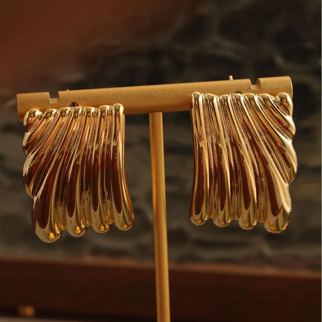 Alisa Gold Earrings