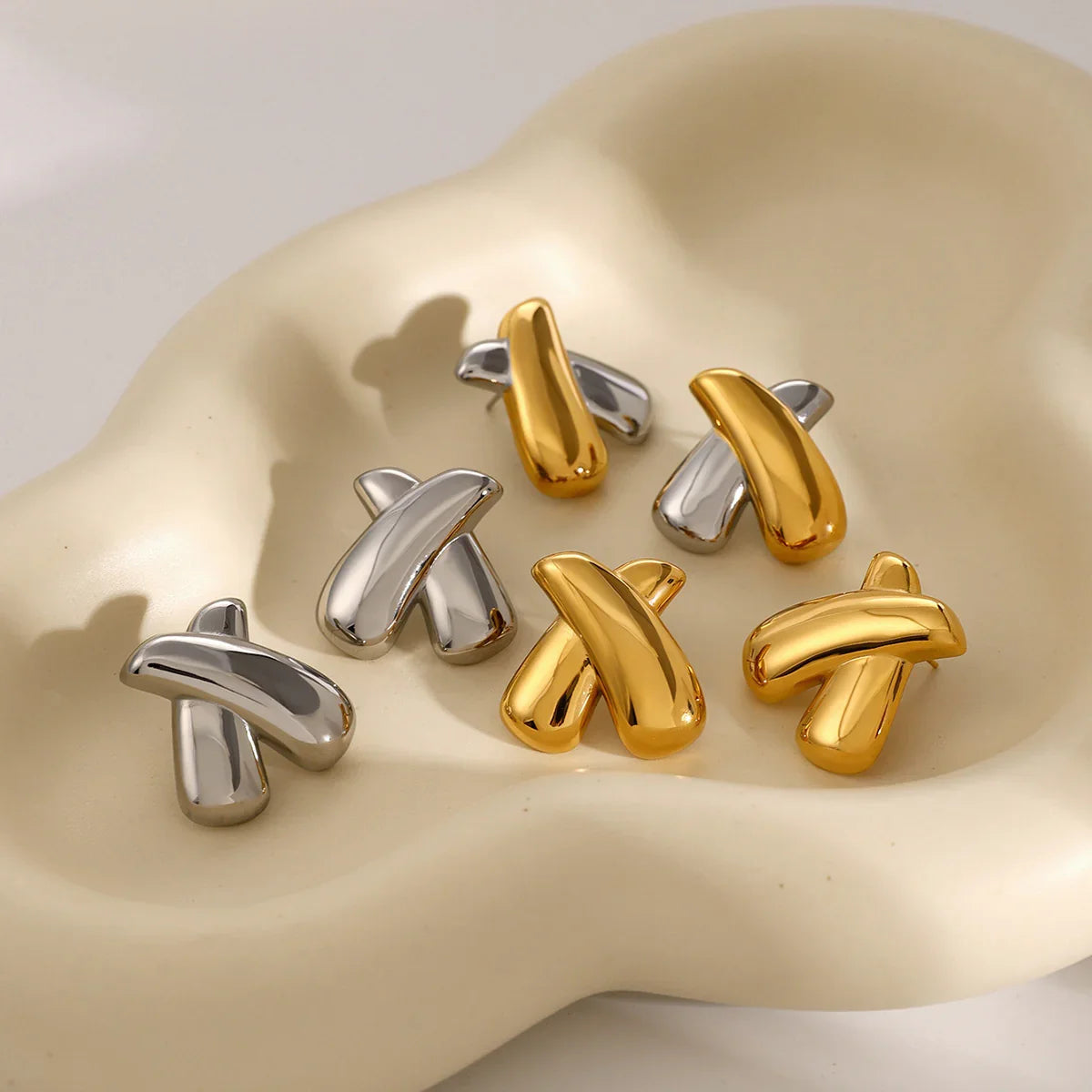 Catarina Gold Earrings