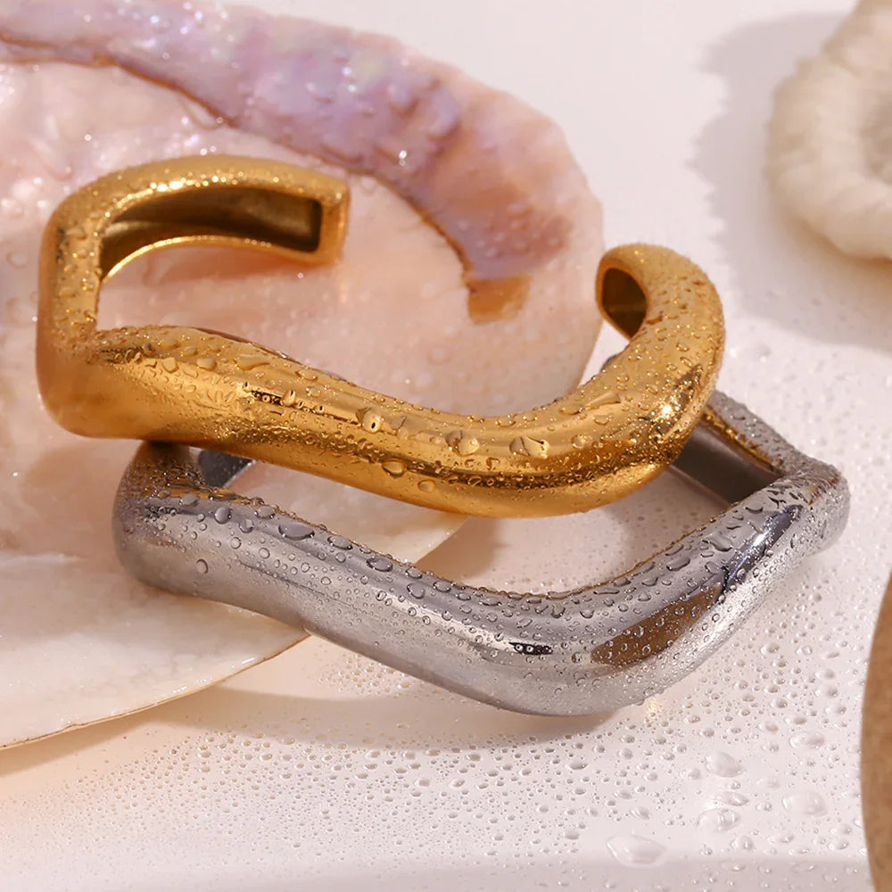 Zaria Asymmetrical Gold Bangle