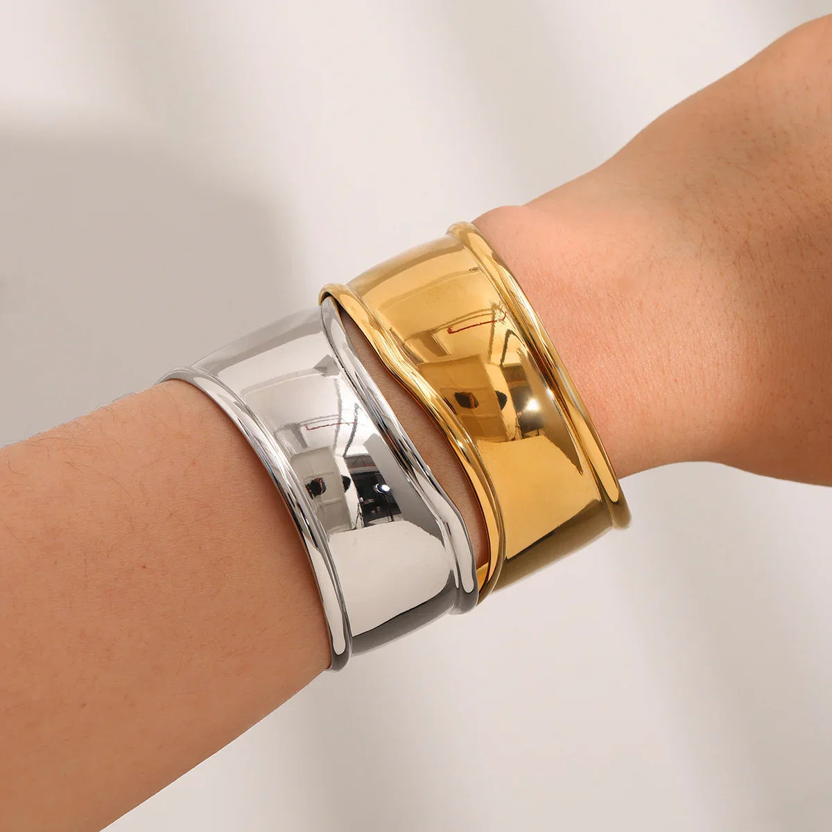 Rachel Gold Bangle