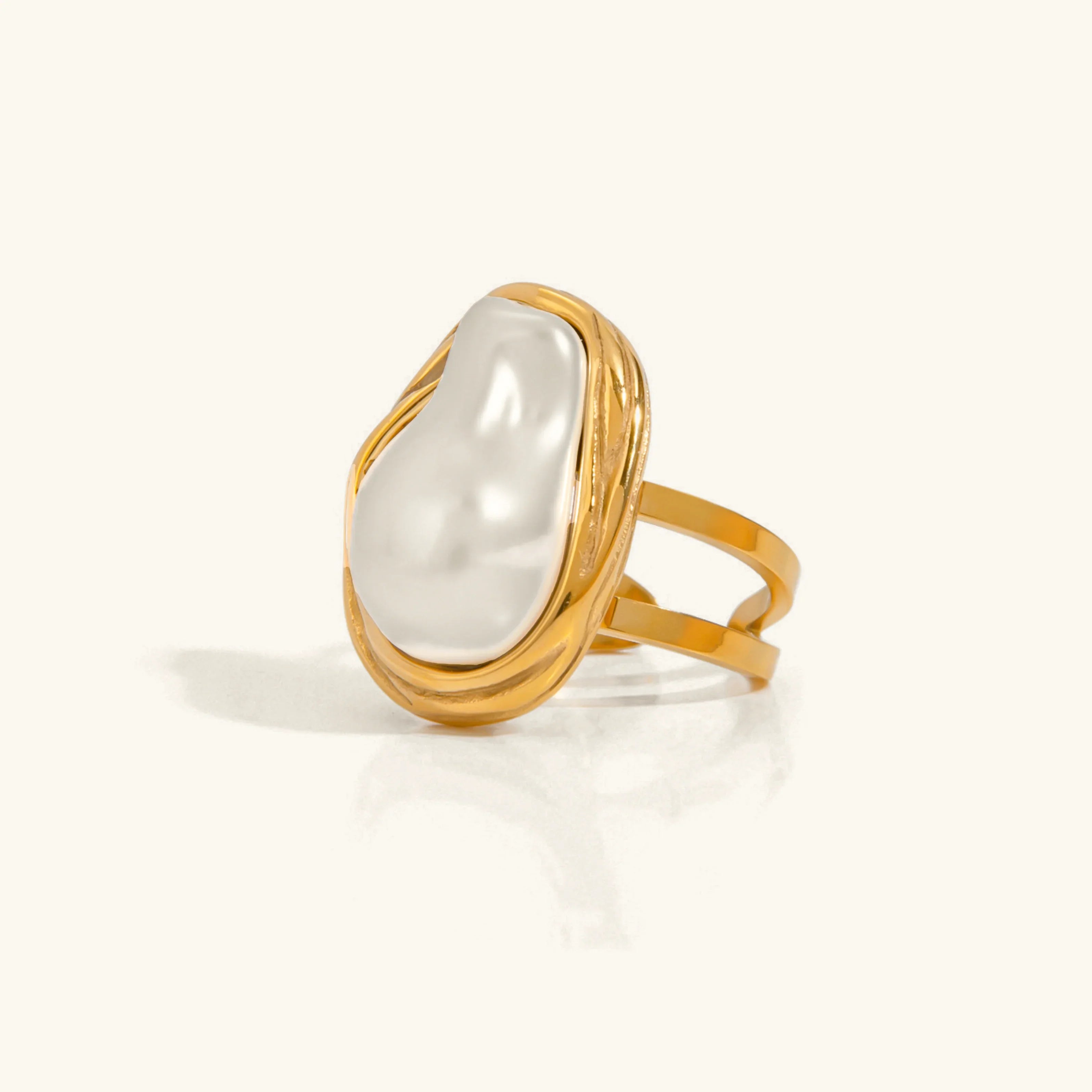 Charis Gold Pearl Ring