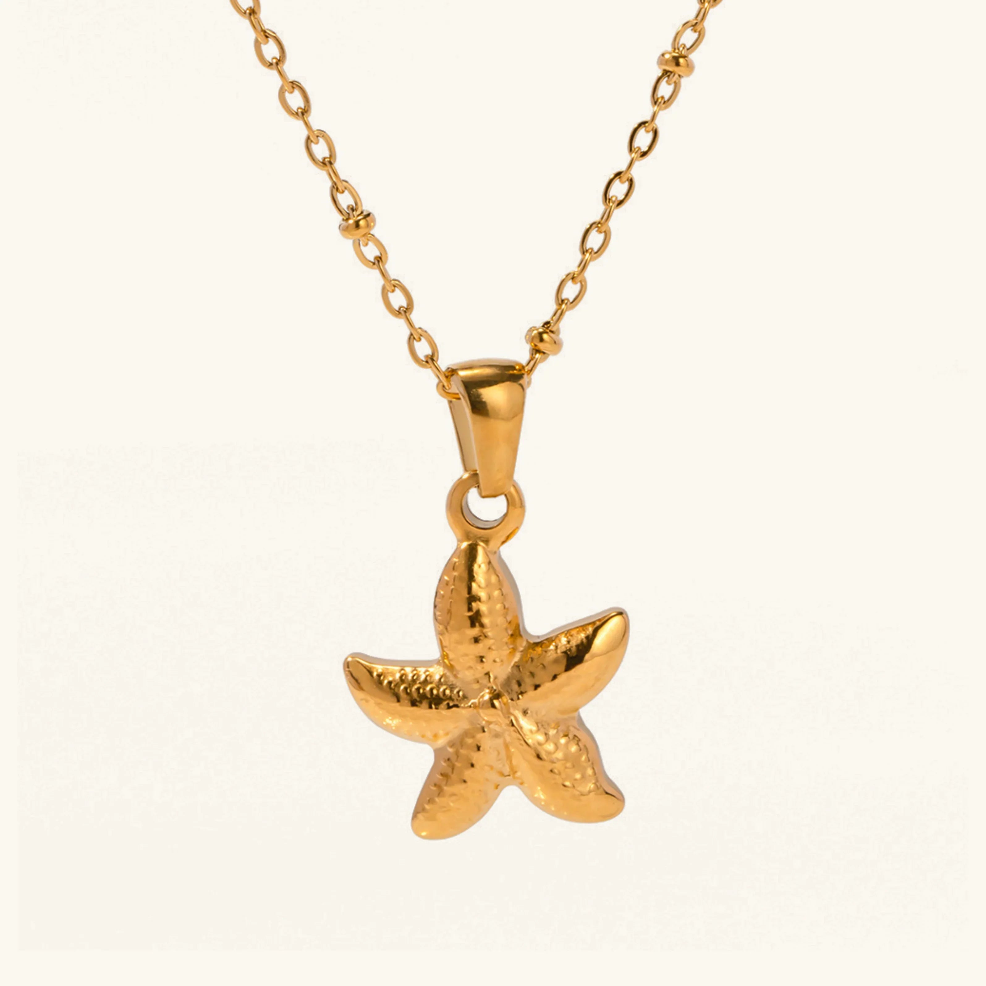 Emmie Gold Starfish Pendant