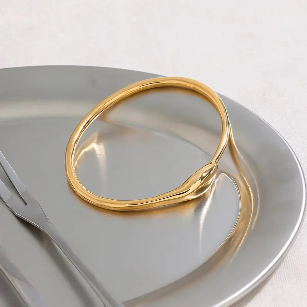 Vinny Gold Bangle