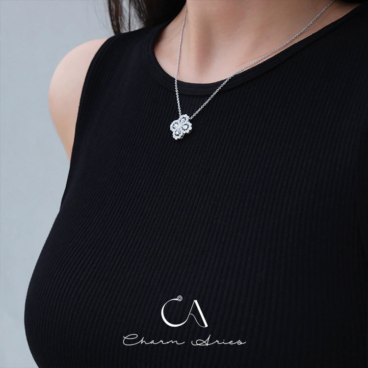 CLOVER 15MM BLUE CHALCEDONY NECKLACE SILVER
